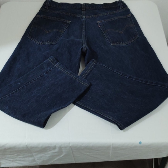 Vintage Men's Levi's 569 - Picture 9 of 9